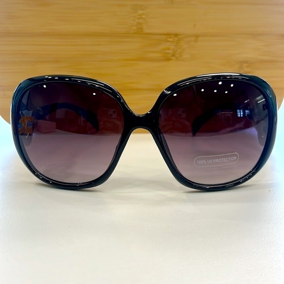 Brand New Round Oversized Black Sunglasses Purple Ombre Fade Lens Celtic Knot - Picture 15 of 15